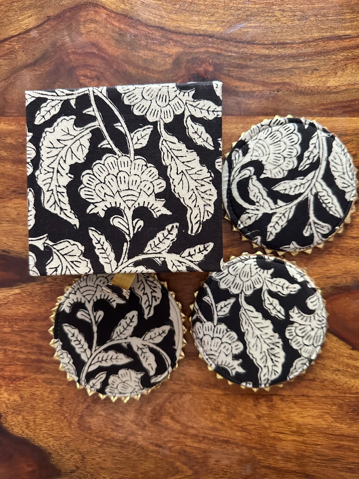 Black Bagh Coaster (Set of 6)