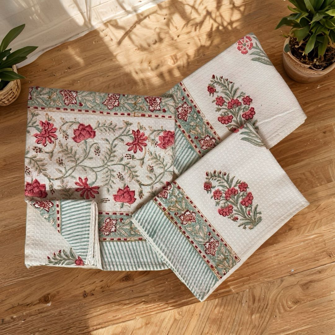 Laal Butaa Waffle Towel Set