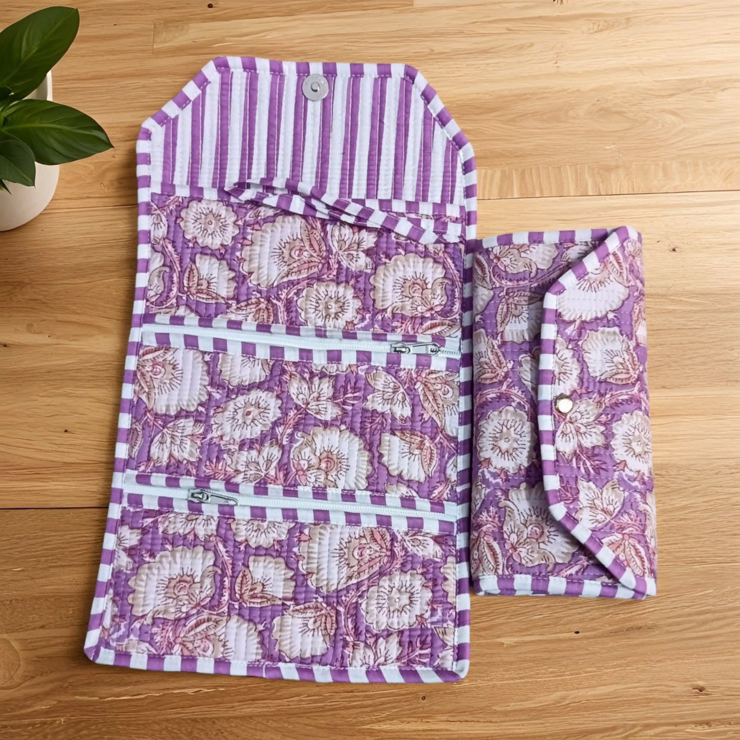 Lavender Phool Jewelry Organizer