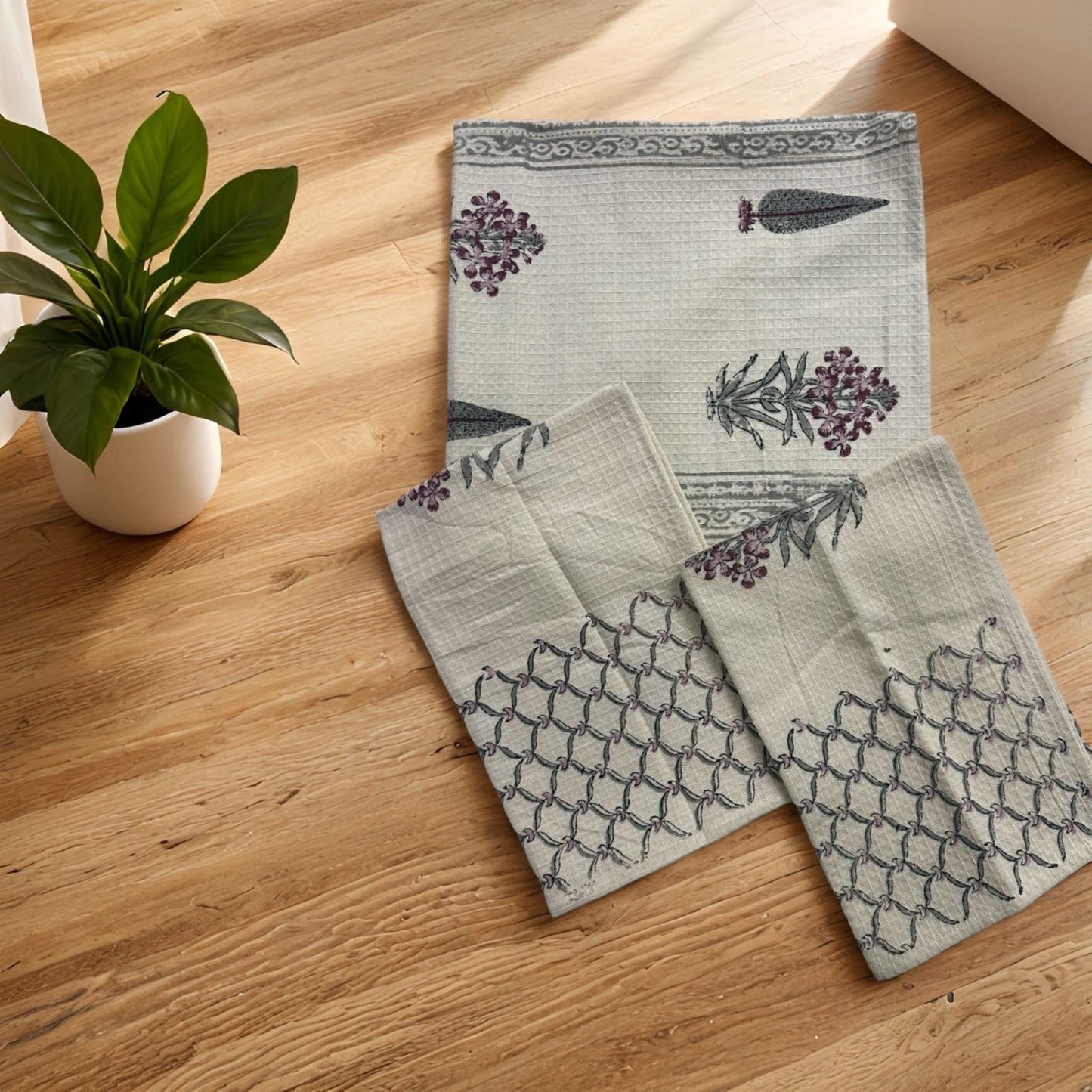 Wine Phool Waffle Towel Set