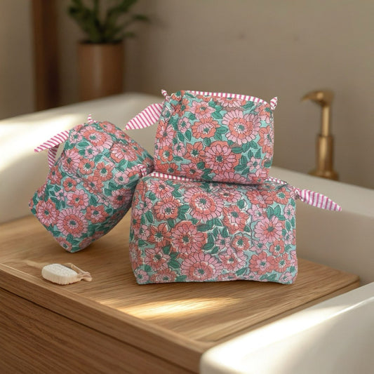 Green and Pink Bloom Pouch Set (Set of 3)