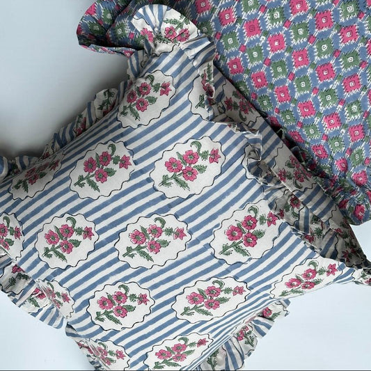 Cottage Bloom Cushion Cover (16X16)