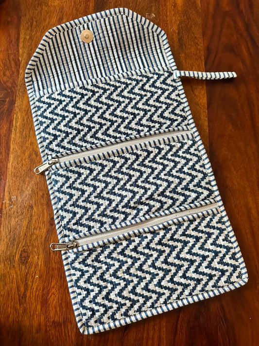 Blue Zig Zag Jewelry Organizer