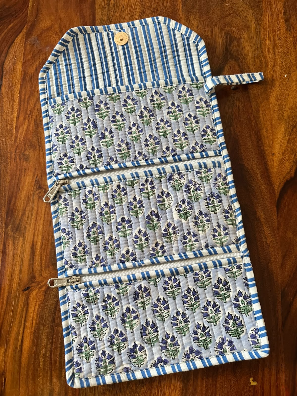 English Blue Butti Jewelry Organizer