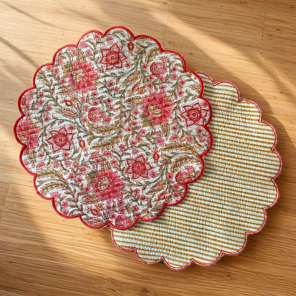 Gulnaar Round Scalloped Table Mats